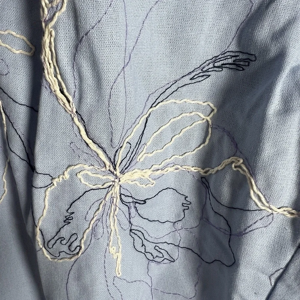 Zara Size Medium Blue Floral Embroidery High Rise Ankle Pleated Pants‎ NWOT